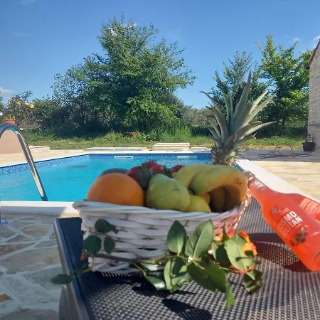 Holiday home Leggiero Benkovac