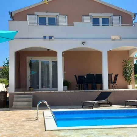 Holiday home Leggiero *