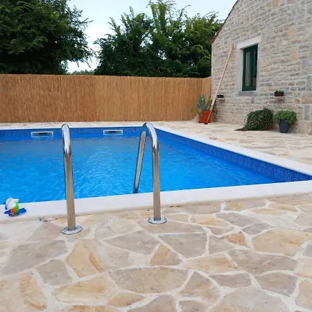 Leggiero Holiday home Benkovac