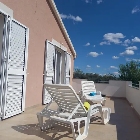 Leggiero Holiday home Benkovac